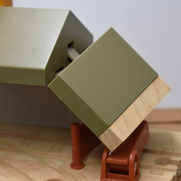 Haunted Owl Collapsing Sodor Mining Company Lights Sound Thomas & Friends 2008 - Picture 8 of 13